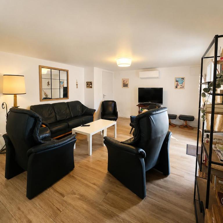 Magnifique villa familiale, 5 chambres, piscine & parking - Villa - 60