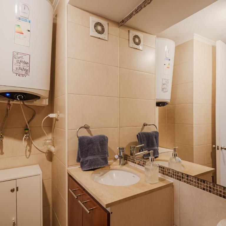 Rbk° Depto a pasos del metro moneda - Apartamento de 1 dormitorio - 21
