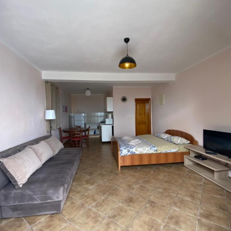 Green Line Guesthouse - Studio sa Sofom na Izvlačenje - 3