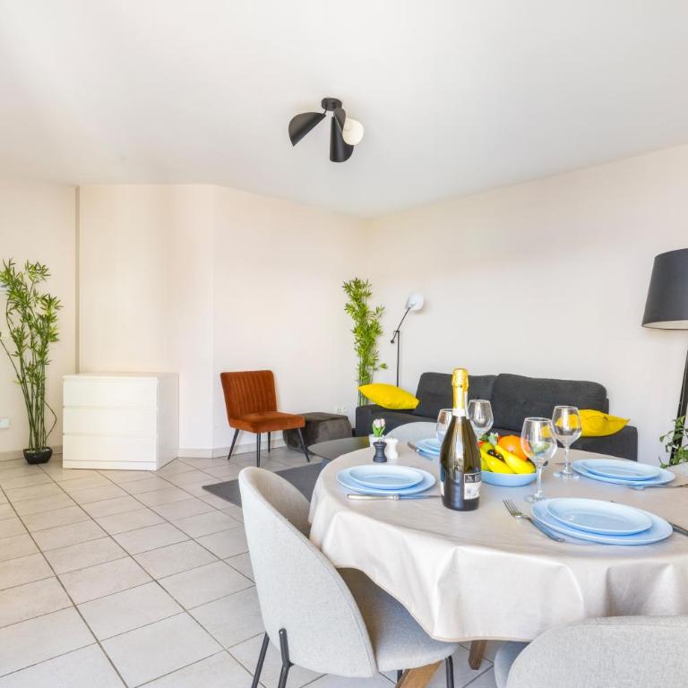 BnGo l Le Cocon Paisible PartDieu l Terrasse, 4p, 1ch, proche Gare PartDieu - Appartamento con 1 Camera da Letto - 9