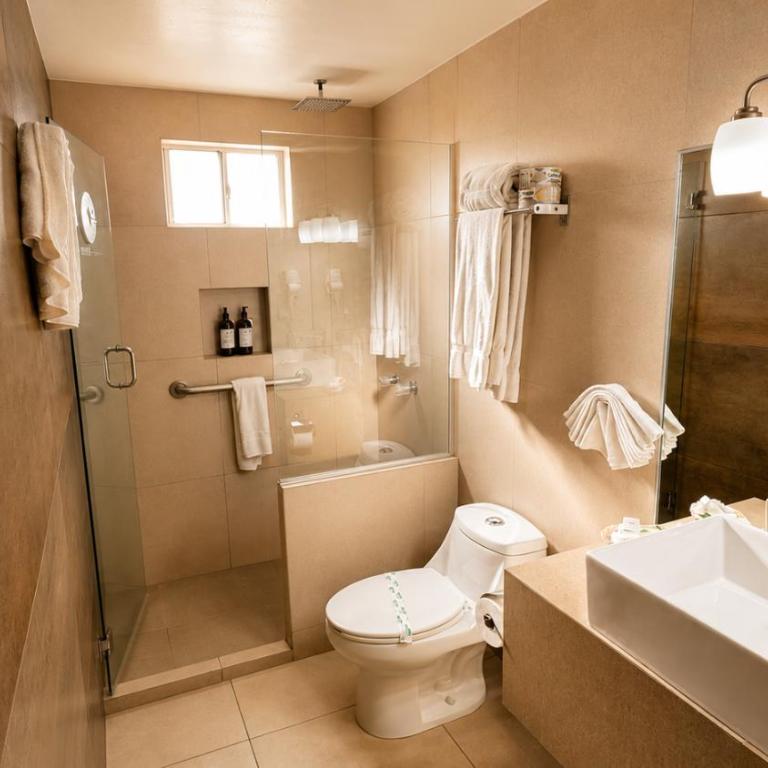 Hotel Cortez Baja Inn, Ensenada - Suite Junior - 5