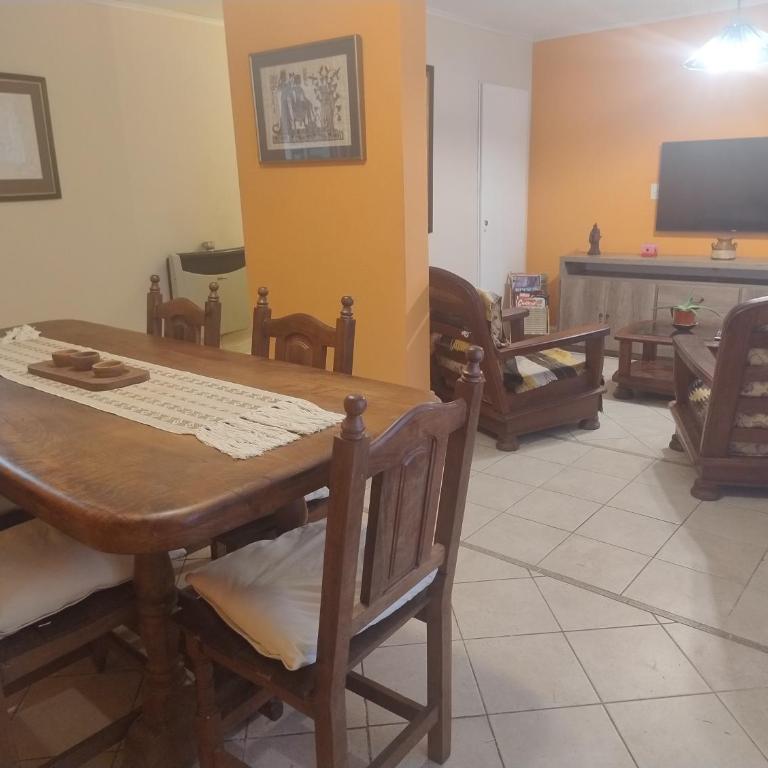 Cómodo depto 2 dormitorios en Río Grande - Two-Bedroom Apartment - 3