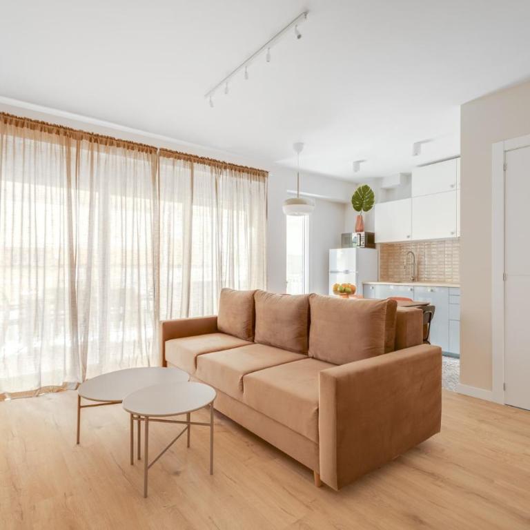 PalmPatio - Apartamento de 3 dormitorios - 2
