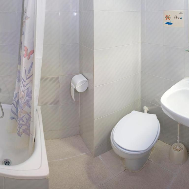 Pensión Venecia - Habitación Doble Económica - 3