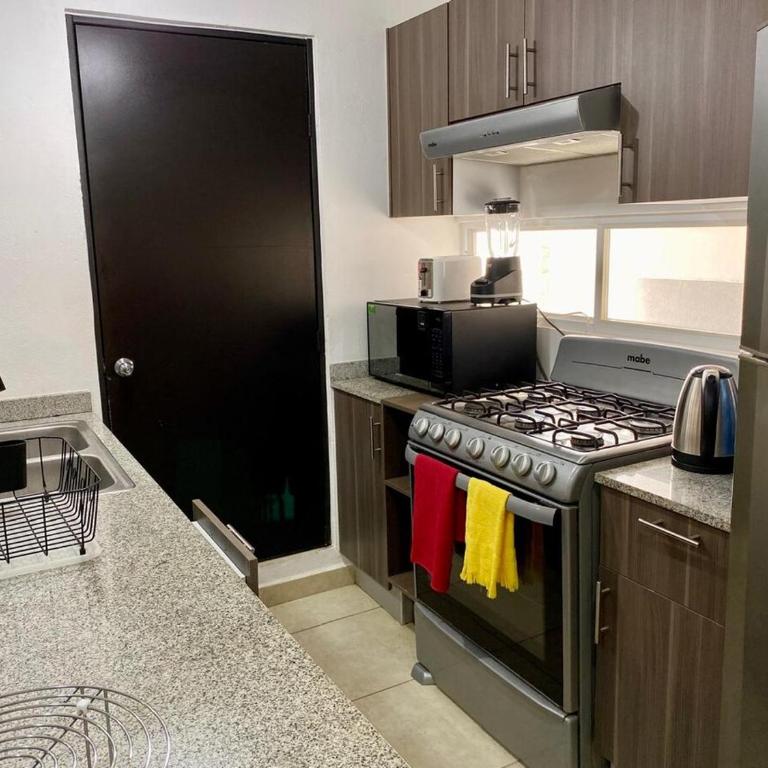 Smart 2BR 2BA Stay Wifi Pools Gated 24x7 - Apartamento de 2 dormitorios - 44