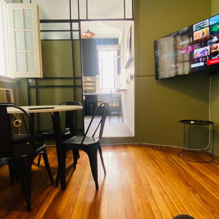 Atemporarios Luna Park Buquebus edificio histórico 4 Pax - Apartamento de 2 dormitorios - 18