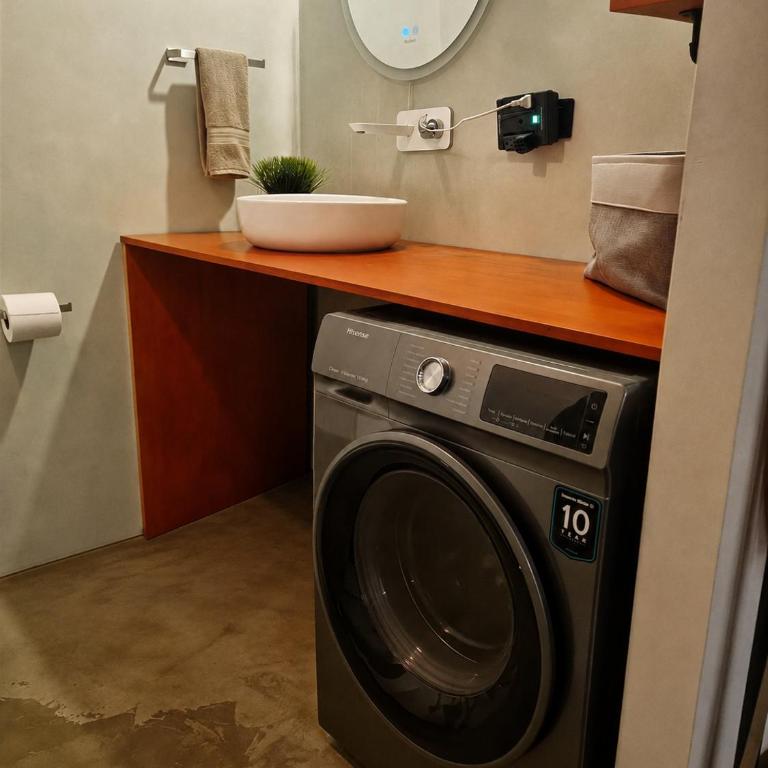 Casa familiar con alberca privada, loft y garage - Casa de 4 dormitorios - 41