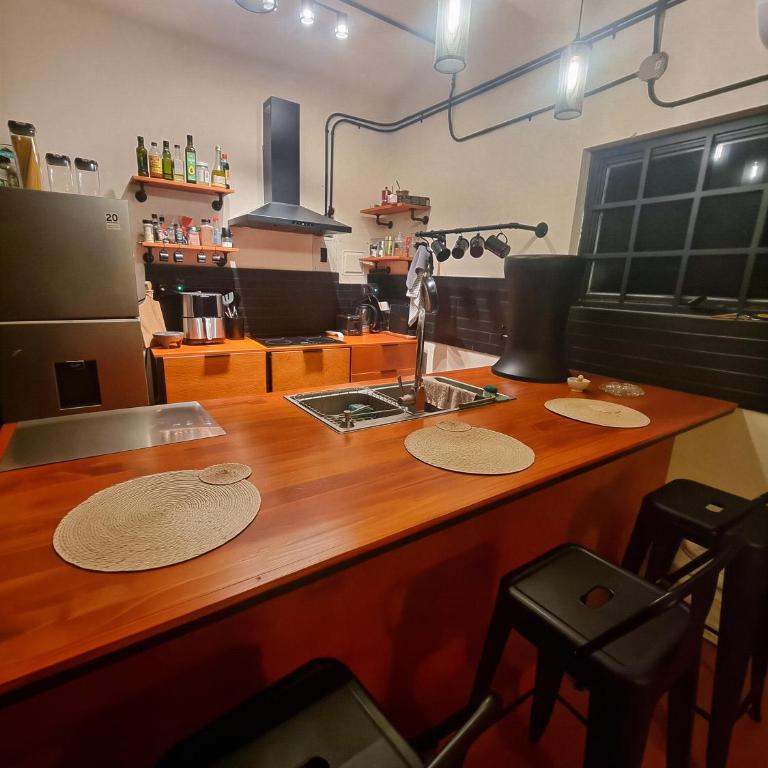 Casa familiar con alberca privada, loft y garage - Casa de 4 dormitorios - 31
