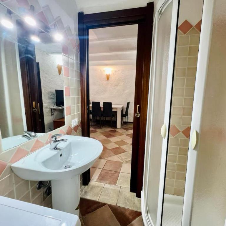 Studio in the Castle Castelsardo - Appartamento con 1 Camera da Letto - 11