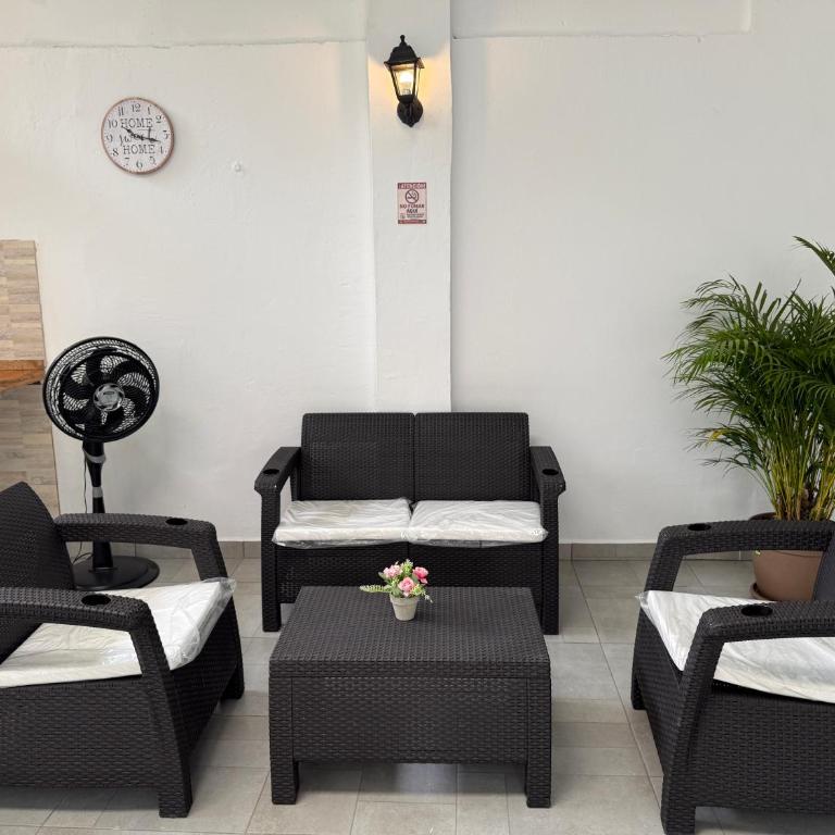 Villa Marianna, Oasis Privado con Jacuzzi y AC - Casa con 1 dormitorio - 4