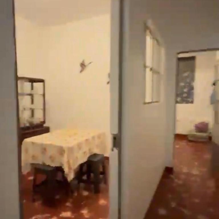 Se Alquila segundo Piso a una cuadra de la Plaza de Armas de San Ramon en La Merced - Apartamento de 2 dormitorios - 2