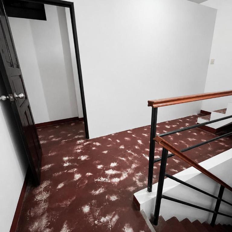 Se Alquila segundo Piso a una cuadra de la Plaza de Armas de San Ramon en La Merced - Apartamento de 2 dormitorios - 6