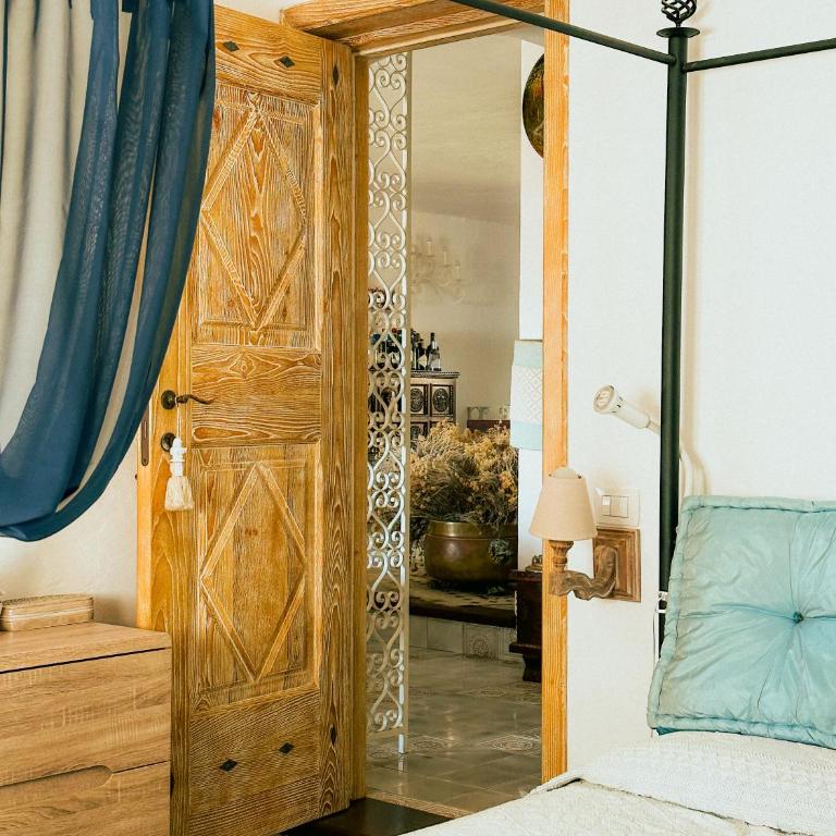 Sardinian Luxury Hospitality - Villa Fuli Rooms and more - Camera King con Vista Mare - 2