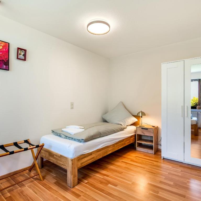 Ferienwohnung Aussichtsreich - großzügig mit Terrasse und Aussenkamin - Appartamento con Vista Montagna - 11