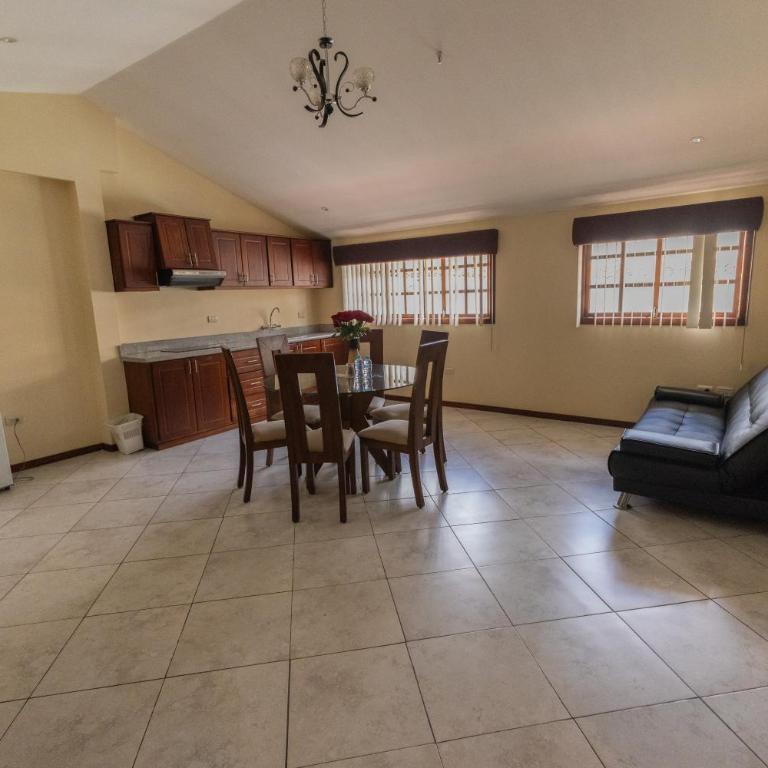Hotel & Suites El Quijote - Family Suite - 4