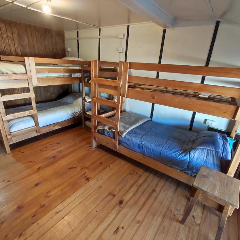 SuizMountain - Single Bed in Mixed Dormitory Room - 1