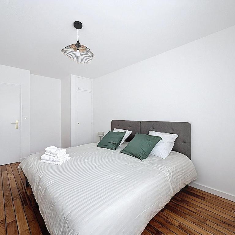 2 lits kings sizes, 1 lit superposé enfant - Appartement 3 Chambres - 2