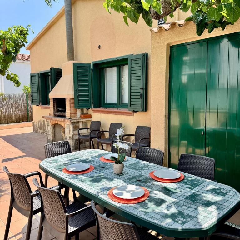 APARTBEACH CASA BORIS JUNTO PLAYA - Casa - 1