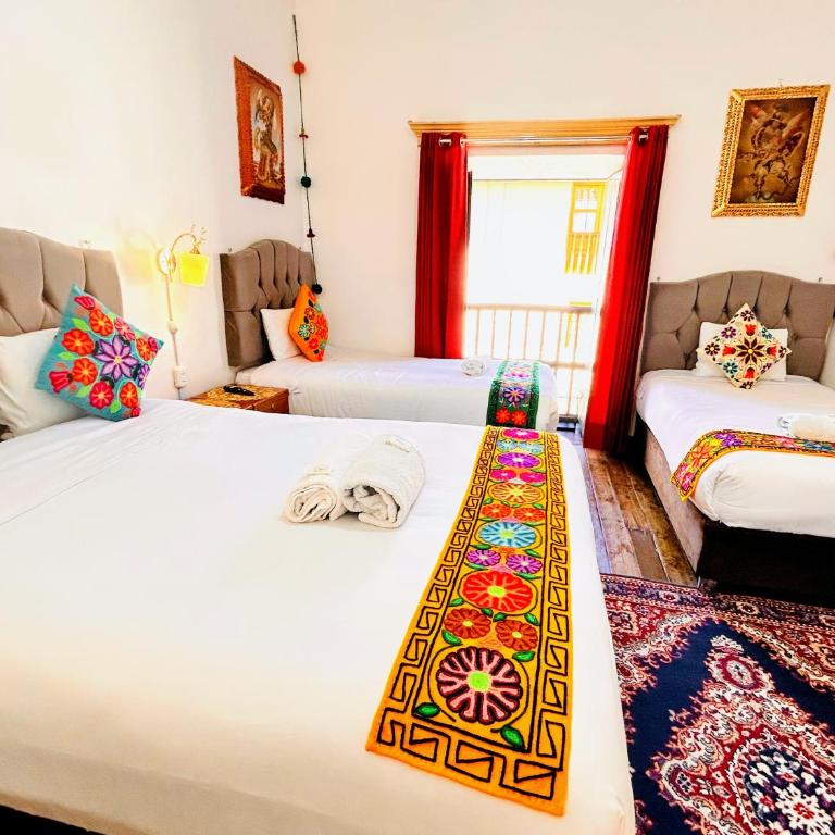 Hotel Casona Ecoterra Cusco - Habitación Cuádruple con balcón - 5