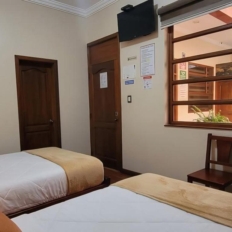 Hotel Pegasus - Habitación Doble - 2 camas dobles - 3