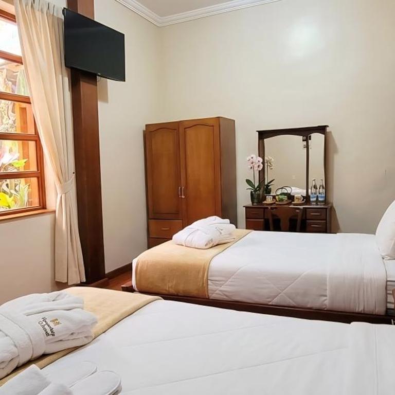 Hotel Pegasus - Habitación Doble - 2 camas dobles - 4