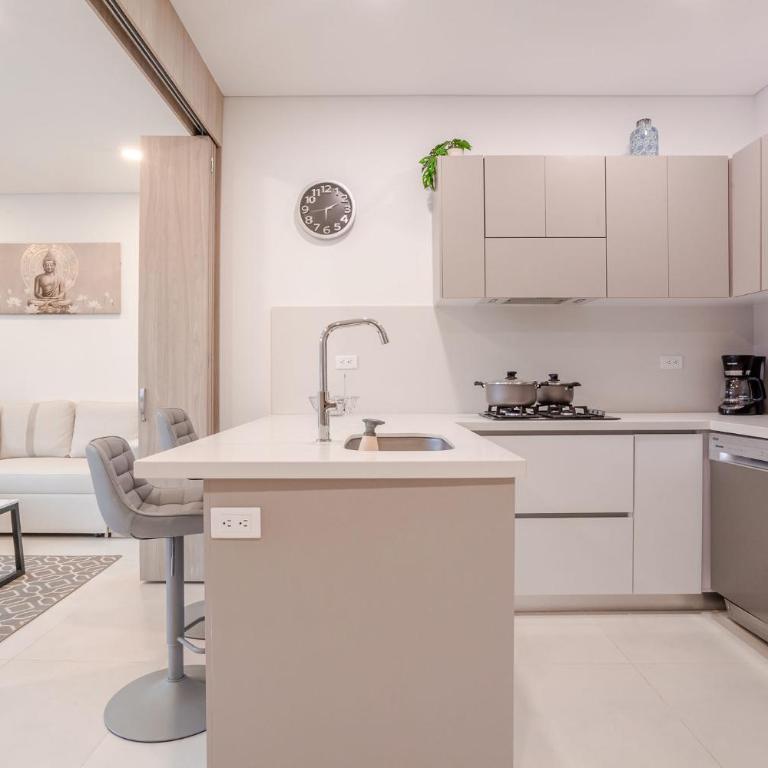 Moderno Apto de Lujo con Balcon Cerca del Mar - One-Bedroom Apartment - 18