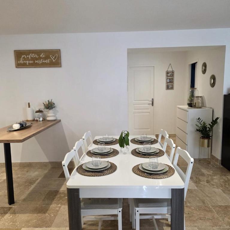 Superbe appartement, 2 chambres, 7 couchages, avec terrasse, proche centre ville et plages - Apartment mit 2 Schlafzimmern - 13