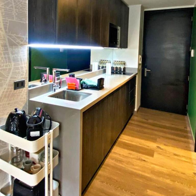 Huerfanos Spot - Studio Apartment with One Double Bed - 9