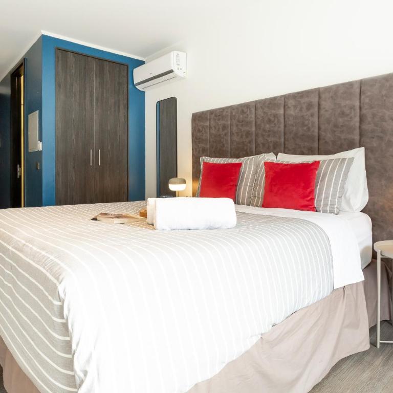 Huerfanos Spot - Studio Apartment with One Double Bed - 17