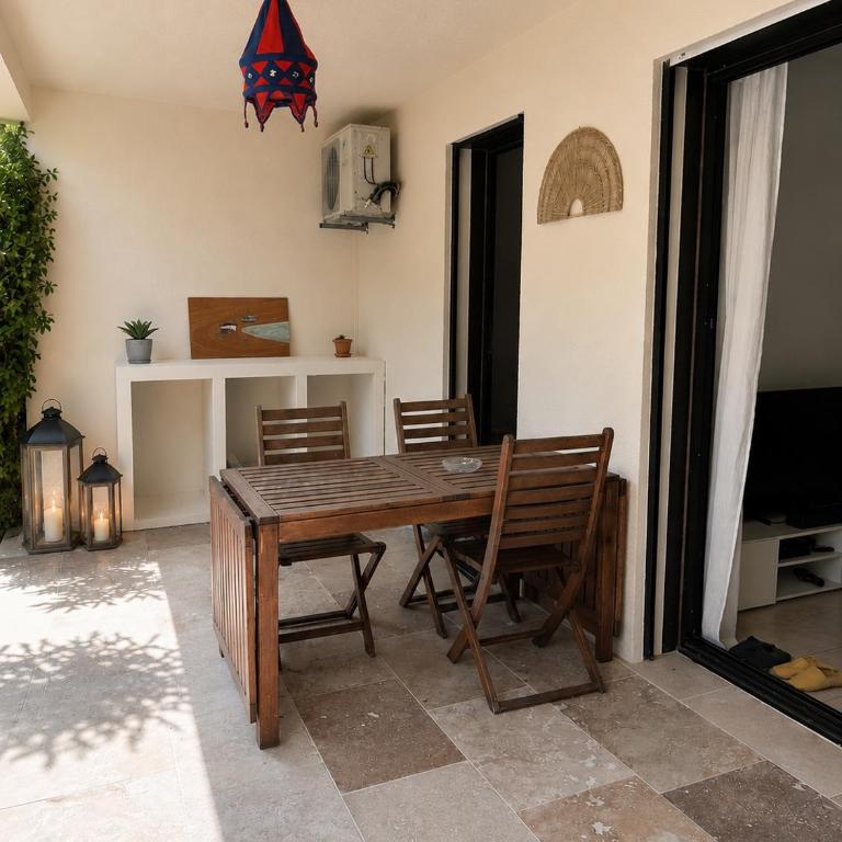 La cigale bleue - Garden level - One-Bedroom Apartment - 13