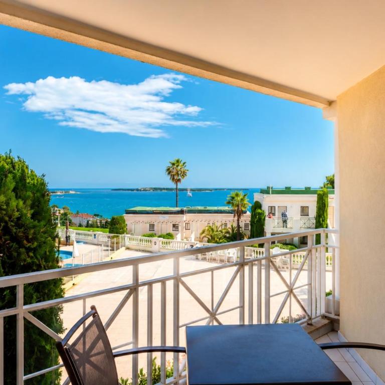 Un Studio de Charme Vue Mer & Piscine d'Exception - Studio mit Meerblick - 2
