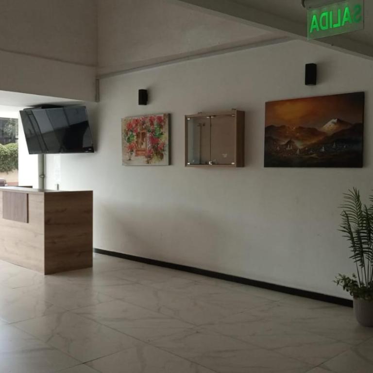 Departamento con jacuzzi 5 piso Condado 2 habitaciones - Apartamento de 2 dormitorios - 93