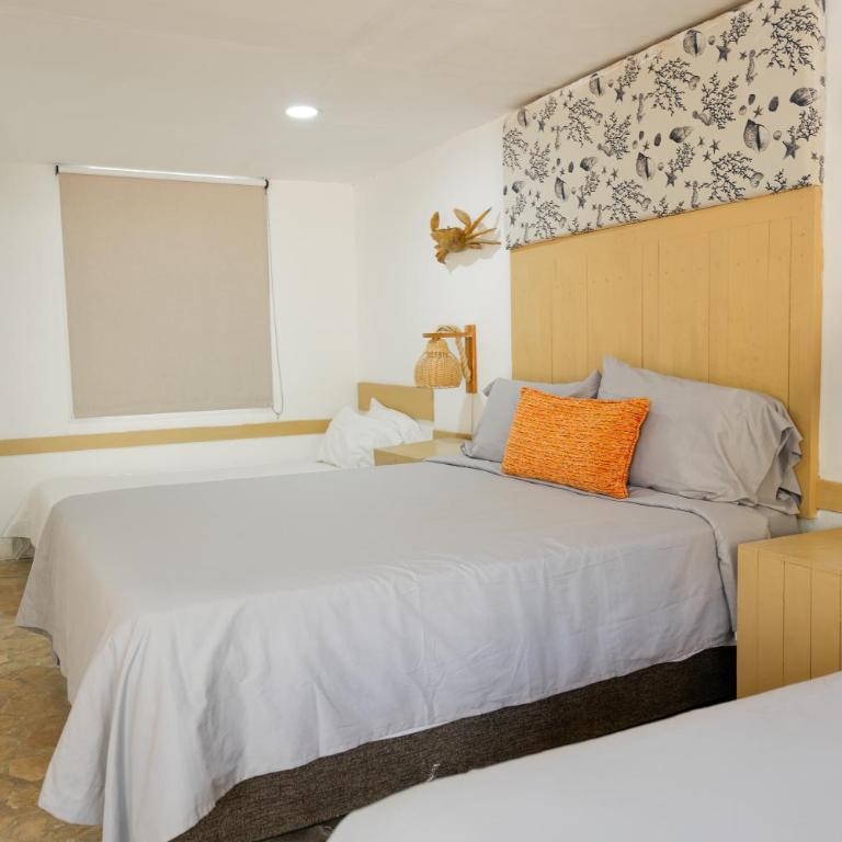 Hotel Isla Real - Standard Family Room - 7
