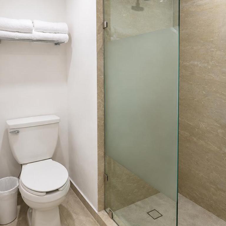 Beachfront Getaway Condo - Apartamento con vistas al mar - 5