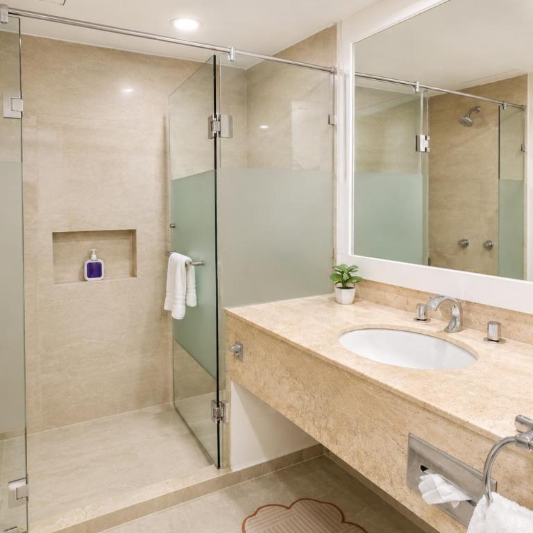 Beachfront Getaway Condo - Apartamento con vistas al mar - 8