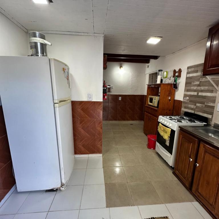 Cactus II - Cabaña con pileta - Casa de 4 dormitorios - 3