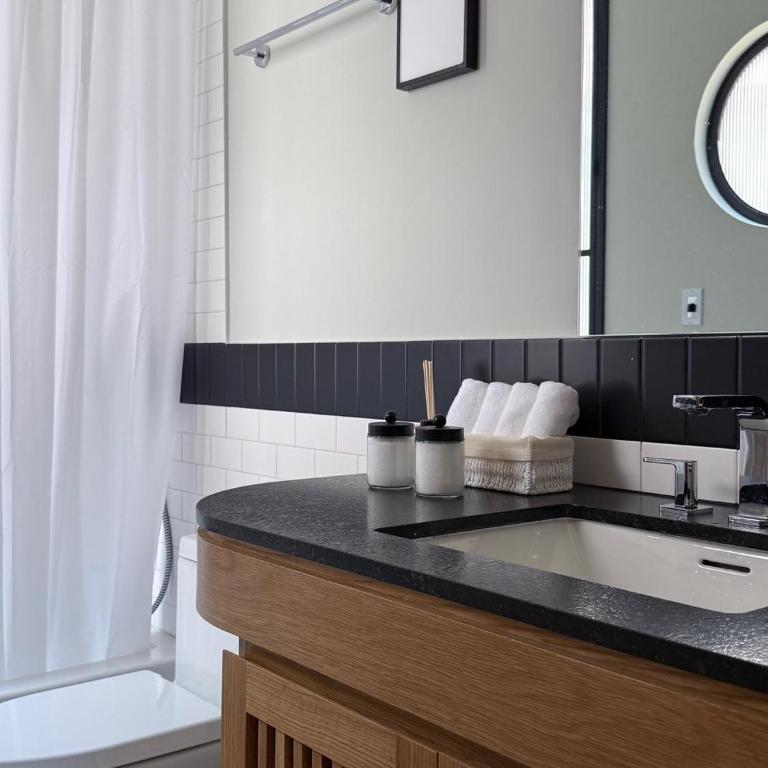 Design Apartment in Beautifully Restored Building in Roma Norte - One-Bedroom Apartment - 26