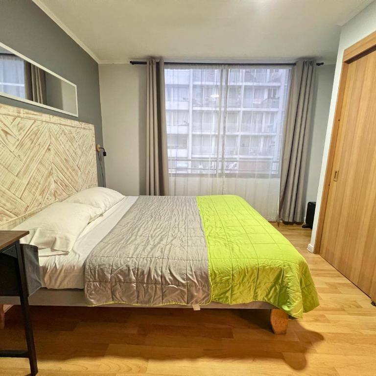 Apartments Zenteno - Family Room with Bath - 8