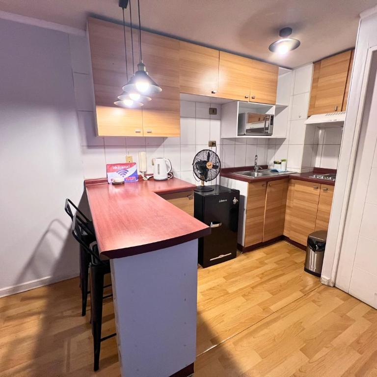 Apartments Zenteno - Family Room with Bath - 9