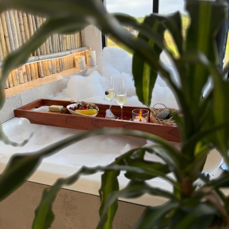 Alquimia House tu refugio en Santa Ana - Deluxe Suite with Spa Bath - 5
