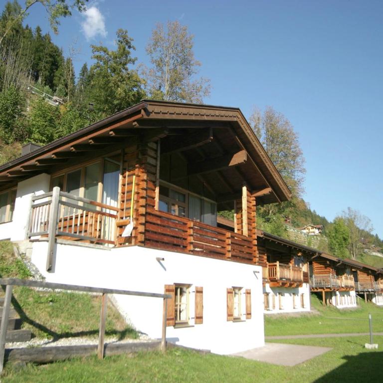 Elegant Alpine Chalet for 10 Guests - Maison de Vacances 4 Chambres - 33