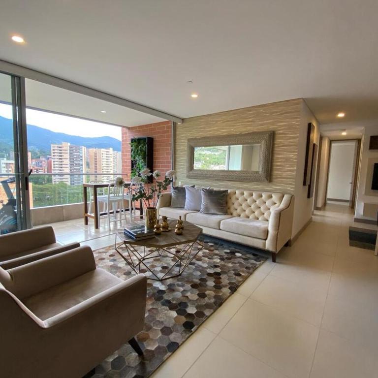 Comfort and Luxury in Envigado - Apartamento de 3 dormitorios - 1