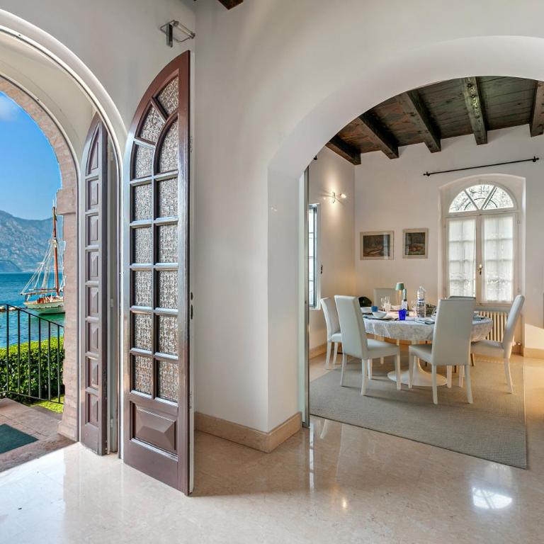 Villa Schlosser Lake Front & Private Pool - Villa - 4