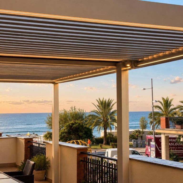 Appartamento con terrazzo vista mare - Appartamento con 2 Camere da Letto, Terrazza e Vista Mare - 2