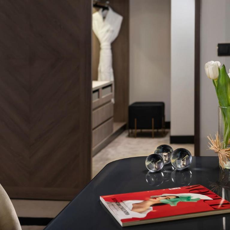Meliá Castilla - Suite Junior - 8