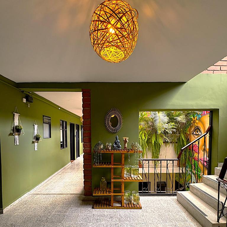 Hostal Pura Vida la 70 - Habitación Doble con baño privado - 27