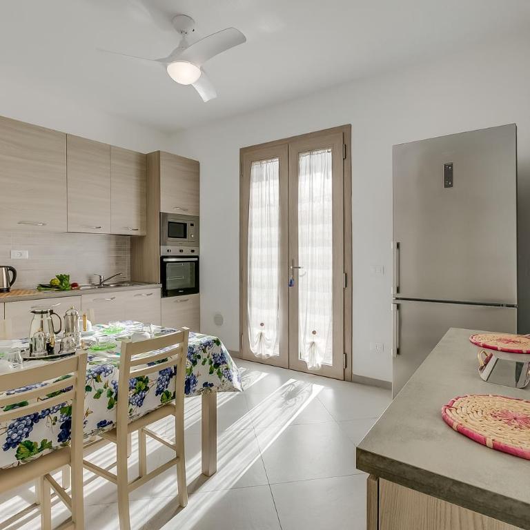 Casa Nadia 1.2 Km from Sea with Terrace & Parking - Happy Rentals - Casa Vacanze - 4