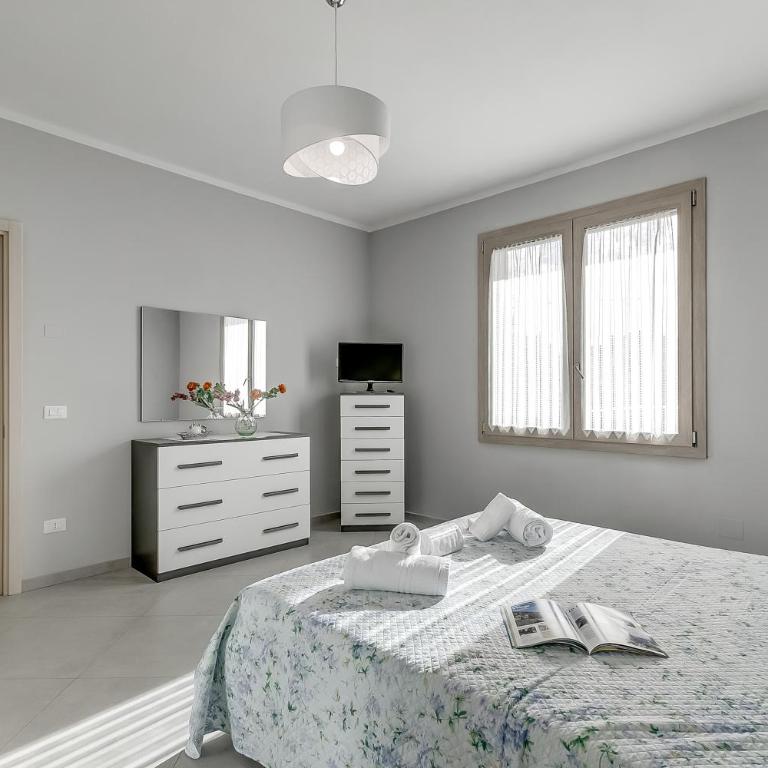 Casa Nadia 1.2 Km from Sea with Terrace & Parking - Happy Rentals - Casa Vacanze - 6