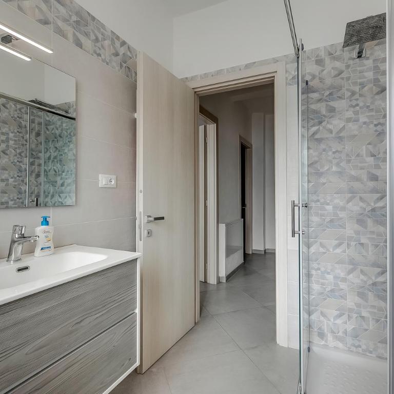 Casa Nadia 1.2 Km from Sea with Terrace & Parking - Happy Rentals - Casa Vacanze - 8