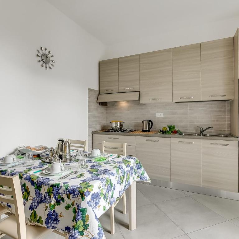 Casa Nadia 1.2 Km from Sea with Terrace & Parking - Happy Rentals - Casa Vacanze - 18